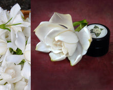 Load image into Gallery viewer, Gardenia Flower Pomade