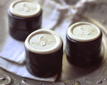 Load image into Gallery viewer, Gardenia Flower Pomade