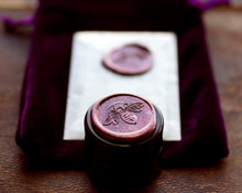 Load image into Gallery viewer, Cimbalom Natural Solid Perfume Round Jar