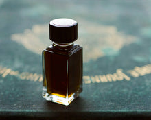 Load image into Gallery viewer, GreenWitch Natural Perfume 4 grams in a Classic Bottle