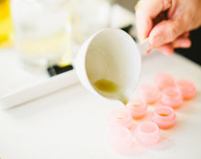 Load image into Gallery viewer, Solid Perfume Discovery Set of Five