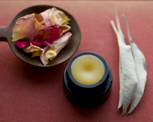 Load image into Gallery viewer, Rosa Solid Natural Perfume in Round Jar