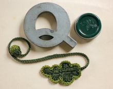 Load image into Gallery viewer, Q Solid Perfume in Round Jar