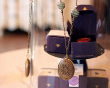 Load image into Gallery viewer, Locket Necklace with Solid Perfume, Diamond Pattern, Unique Chain with Moss Agate
