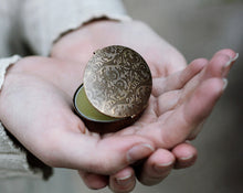 Load image into Gallery viewer, GreenWitch Solid Natural Perfume in Oval Compact with Pouch
