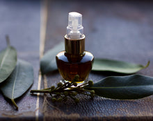 Load image into Gallery viewer, Sir Leaf &amp; Madame Berry, Bay Rum Cologne 4 grams
