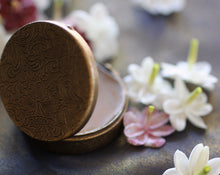 Load image into Gallery viewer, Cimbalom Solid Perfume Refill Tin for Round Compact
