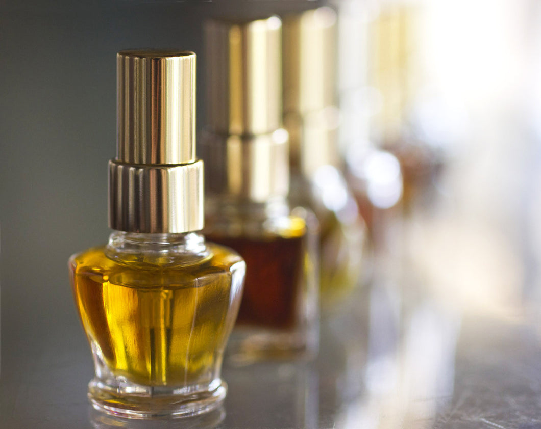 Aumbre Eau de Parfum, An amber natural perfume spray - 4 grams / mls