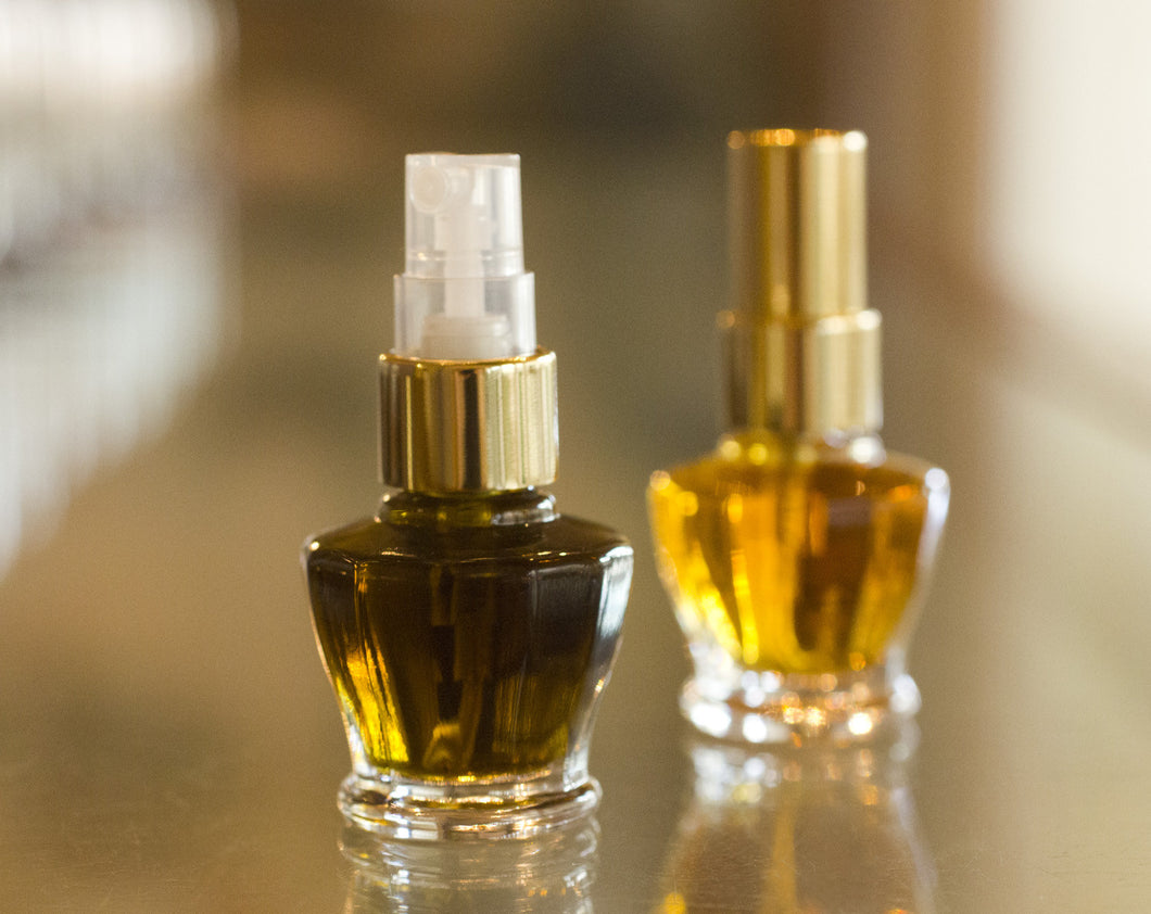 Figure 1: Noir Botanical Eau de Parfum 4 grams