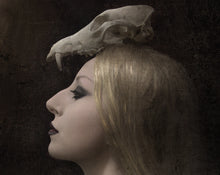 Load image into Gallery viewer, Figure 1: Noir Natural Perfume 4 grams in Classic Bottle
