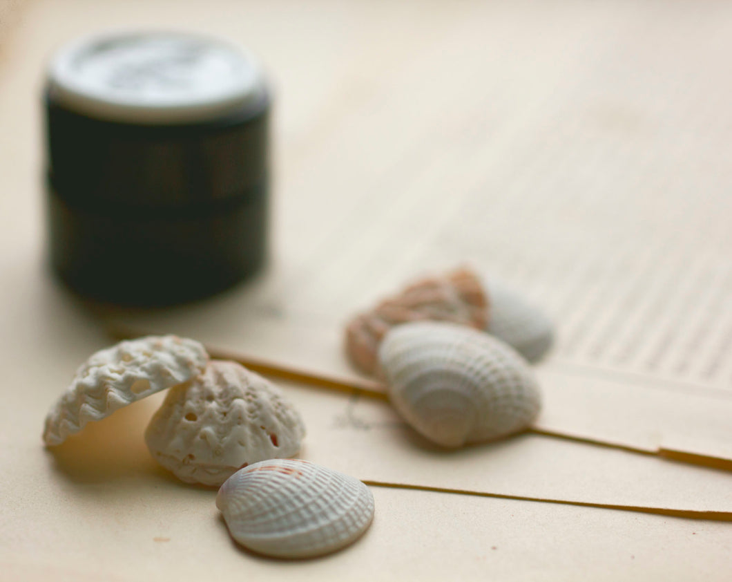 Page 47 Solid Natural Perfume Round Jar