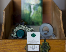 Load image into Gallery viewer, Q Solid Perfume in Round Jar
