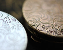 Load image into Gallery viewer, Figure 1: Noir Solid Perfume Round Compact with Crochet Pouch
