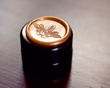 Load image into Gallery viewer, Terrestre Solid Natural Perfume in Round Jar
