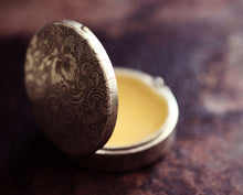 Load image into Gallery viewer, Vera Solid Perfume REFILL for Round Compact
